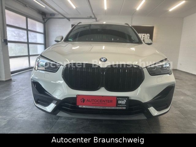 BMW X1 sDrive 18 i Advantage foto 2