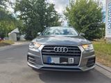 Audi Q3 2.0 TDI S tronic quattro - - Audi Q3 in Wiesbaden