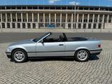 BMW E36 328i Cabriolet - BMW 328: E36 328i