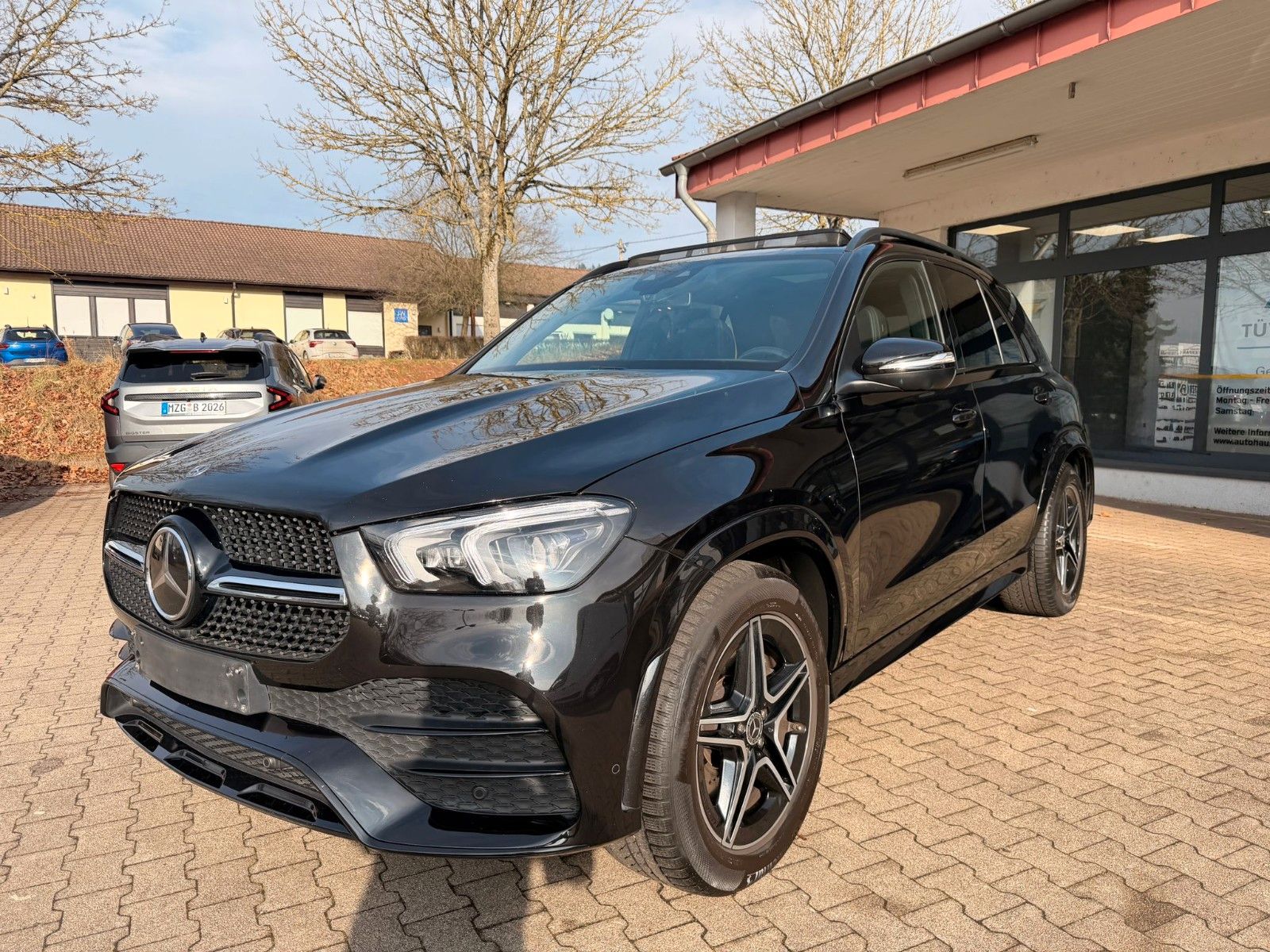MERCEDES-BENZ GLE 400 d AMG Line Night Pak Standhzg Burm.Pano