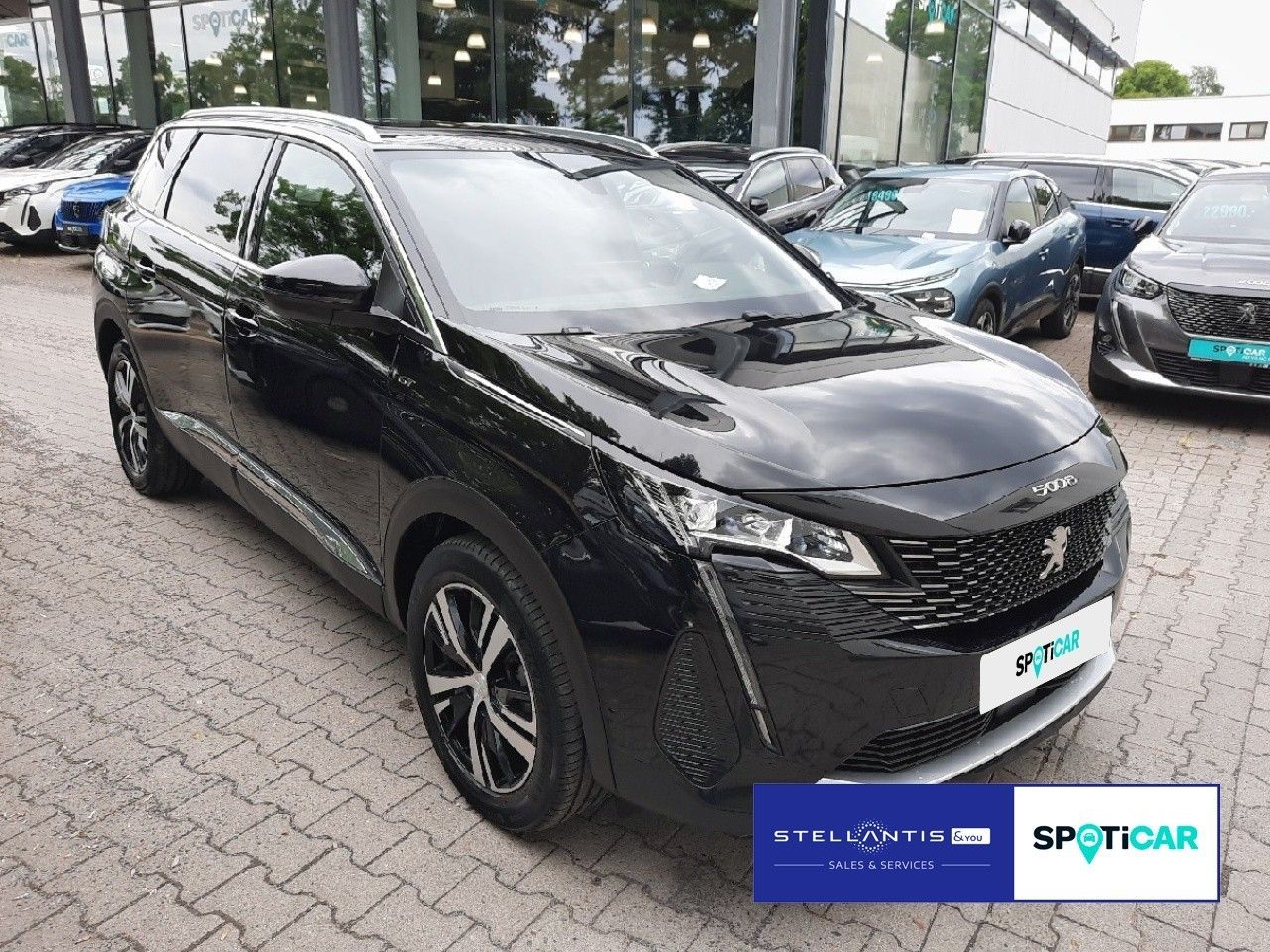 Peugeot 5008 Mild-Hybrid 136 GT Panorama Leder imagem 3