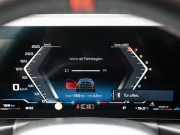 2025 BMW M240I — миниатюра 13