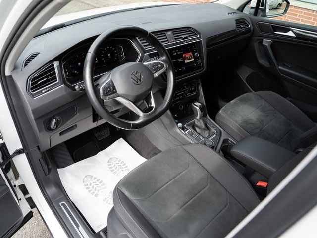 Tiguan Elegance TDI DSG 4M. Matrix AHK Keyless