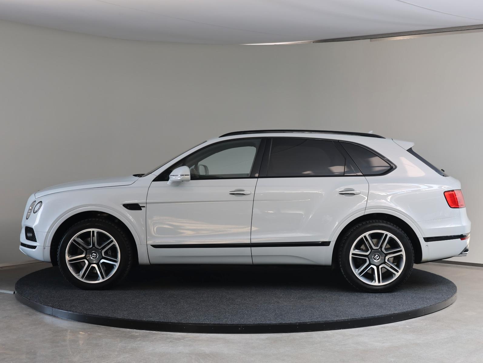 Bentley Bentayga V8 404kW