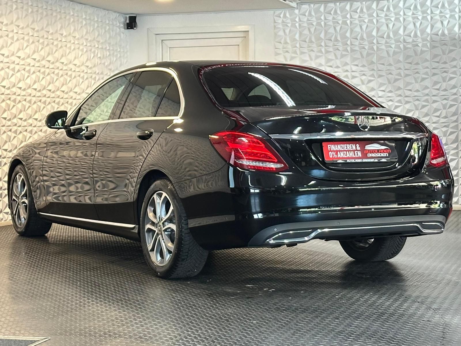 MERCEDES-BENZ C200 CGI AVANTGARDE* LED#AHK#SHZ#TEMPO#NAVI#PDC - Image 5