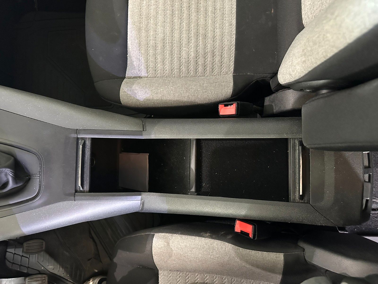 Fahrzeugabbildung Citroën Berlingo Shine M 1.2T NAVI/HEAD-UP/PDC+CAM/AHK
