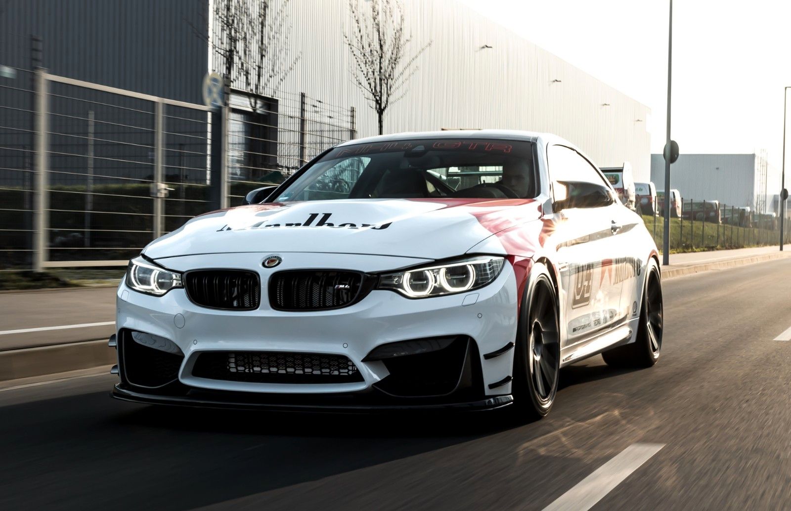 BMW MANHART MH4 GTR Marlboro Edition Limited 01/01