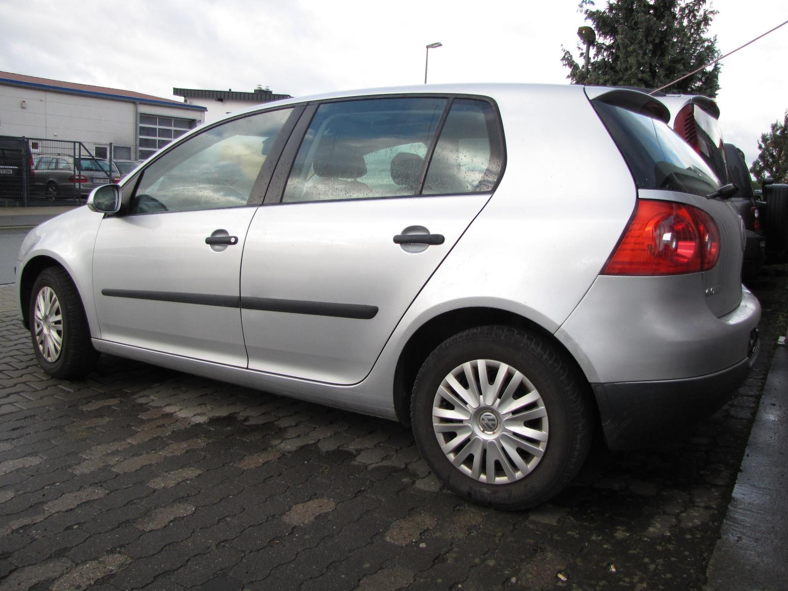 Volkswagen 5 Golf V Comfortline  SDach 6Gang Klima HU 10-25