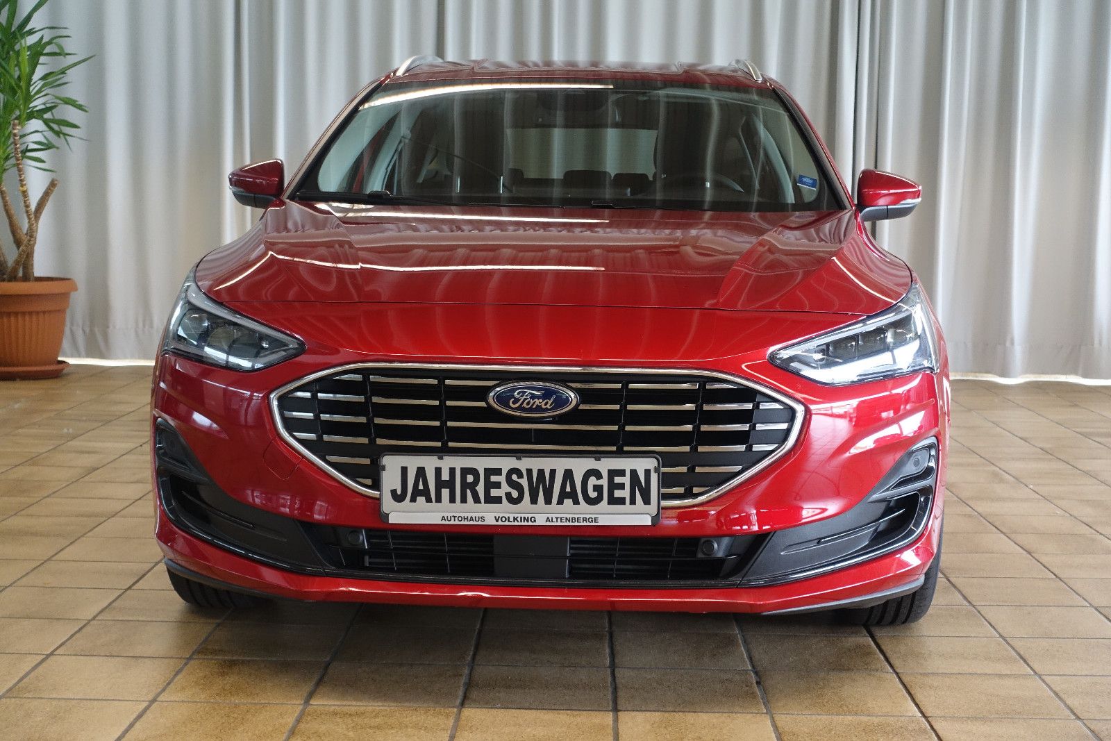Ford Focus Turnier Titanium X Autom. B&O aus 1.Hd imagem 2