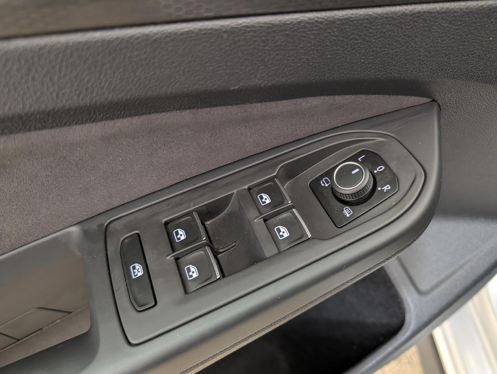 Volkswagen Golf 2.0 TSI GTI LED Navi ACC RFK Winter, миниатюра 16