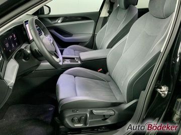 Volkswagen Passat Variant 1.5 eTSI DSG Business Bluetooth