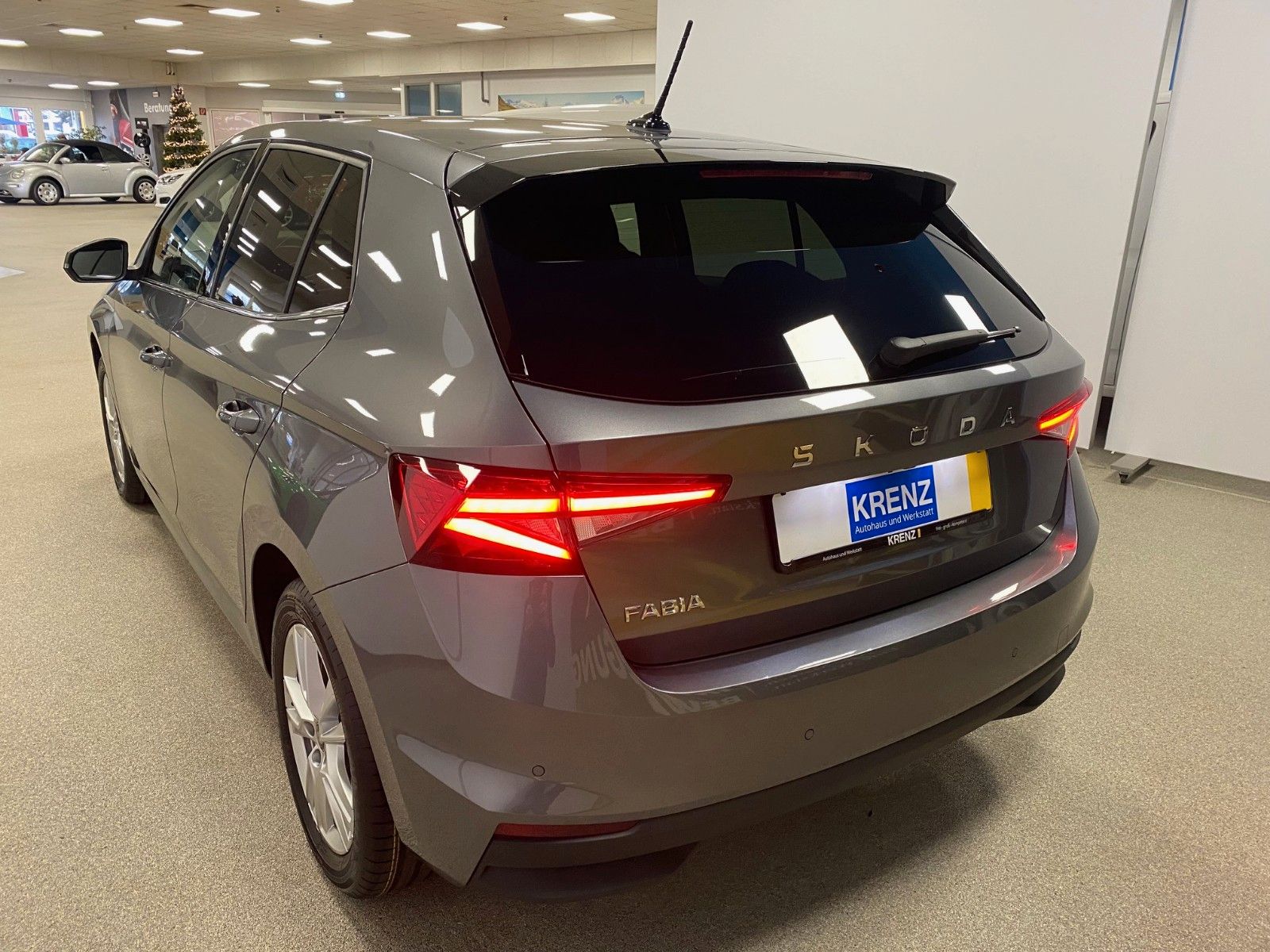 Fahrzeugabbildung SKODA Fabia 1.0 TSI  DSG 130 Top Selection+ACC+Kamera+