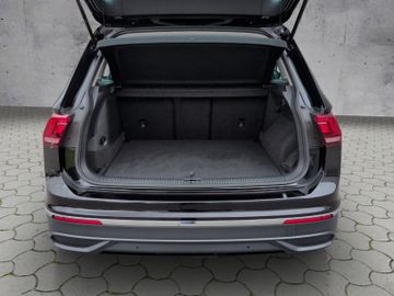 Volkswagen Tiguan - 12