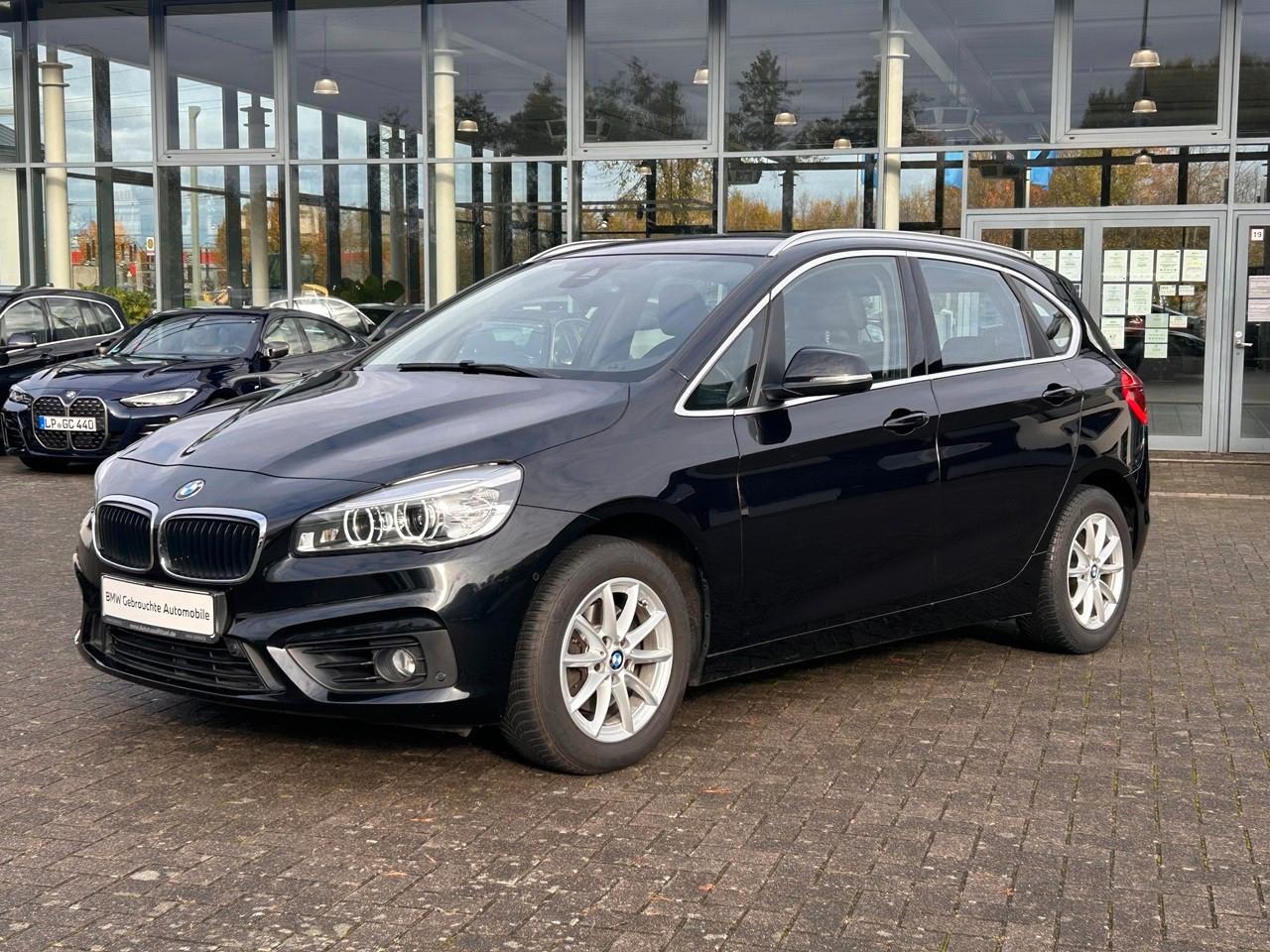 BMW 218i Aut. Active Tourer Advantage / AHK abnehmb.