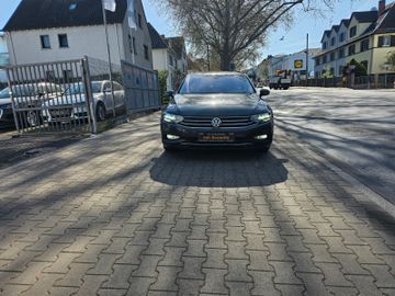 Volkswagen Passat Variant - 2