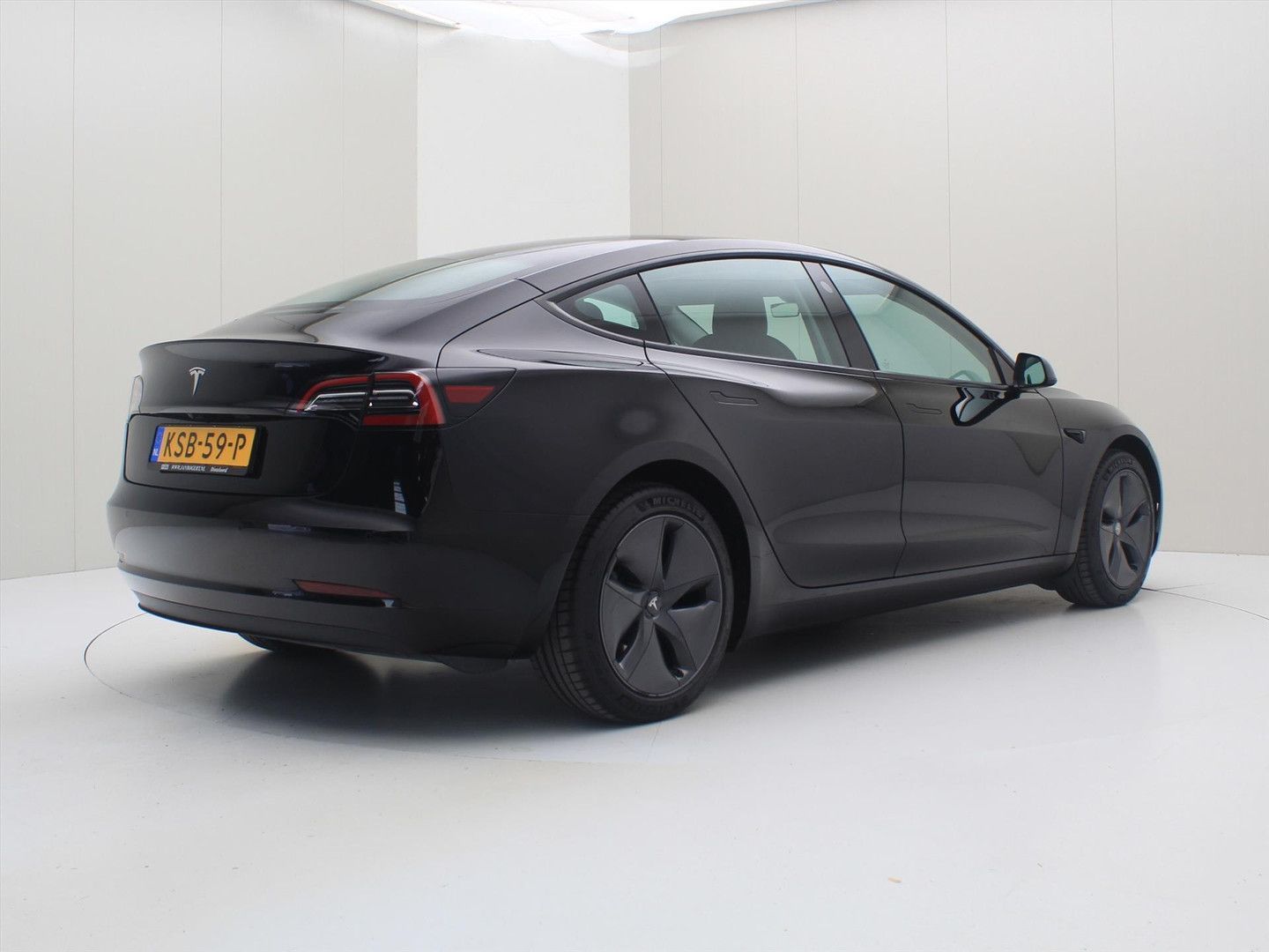 Tesla Model 3 Standard RWD Plus FACELIFT 93.7% SoH [ A imagem 3