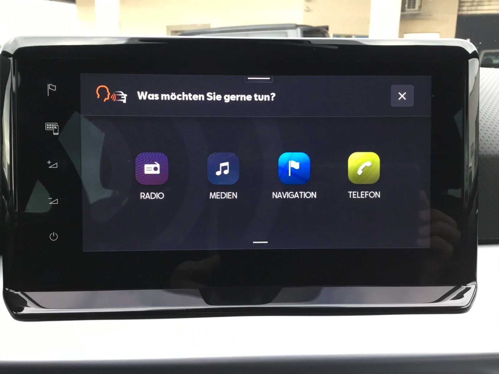 Fahrzeugabbildung SEAT Arona FR 1.5 TSI DSG+AHK+ACC+17"+Navi+Kamera