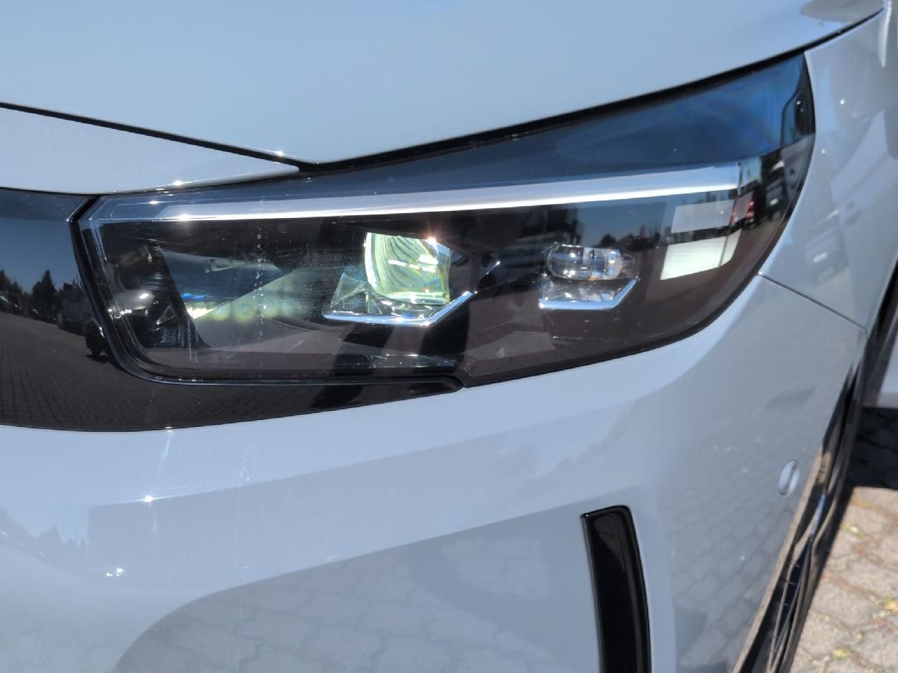 Fahrzeugabbildung Opel Corsa F 1.2T GS - LED, Navi, Sitzhzg, Lenkradhzg