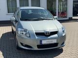 Toyota Auris Team - Toyota Auris: Team