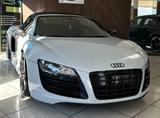 Audi R8 5.2 V 10 525 CV R-TRONIC QUATTRO SPYDER - Audi R8 mit Halbautomatikschaltung