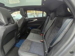 Fahrzeugabbildung Rafale 300 E-Tech Plug-in Hybrid 4x4 Atelier Alp