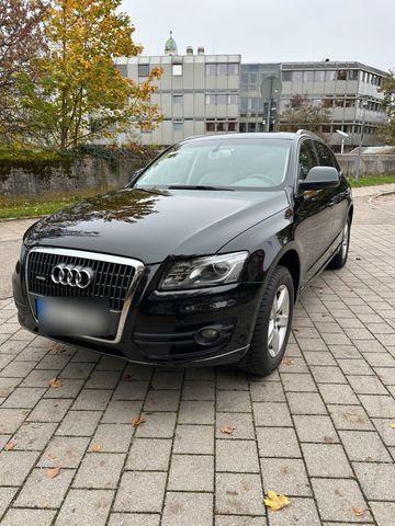 Audi Q5 2.0 TFSI Quattro  Automatikgetrie...