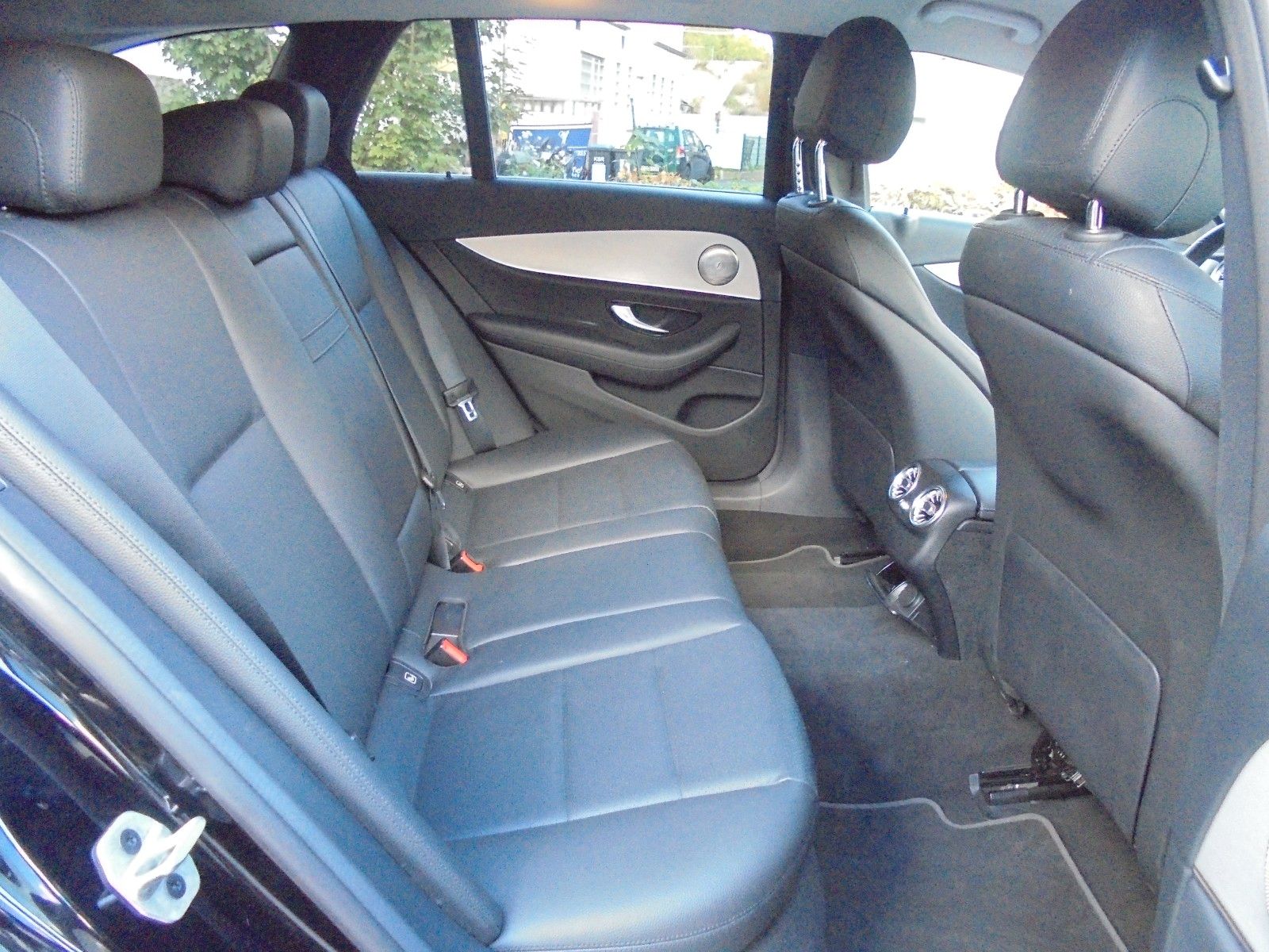 Fahrzeugabbildung Mercedes-Benz E 200 E -Klasse T-Modell E 200 d