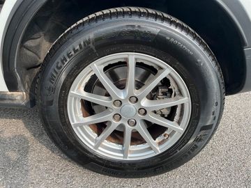 Land-Rover Range Rover Evoque - 12