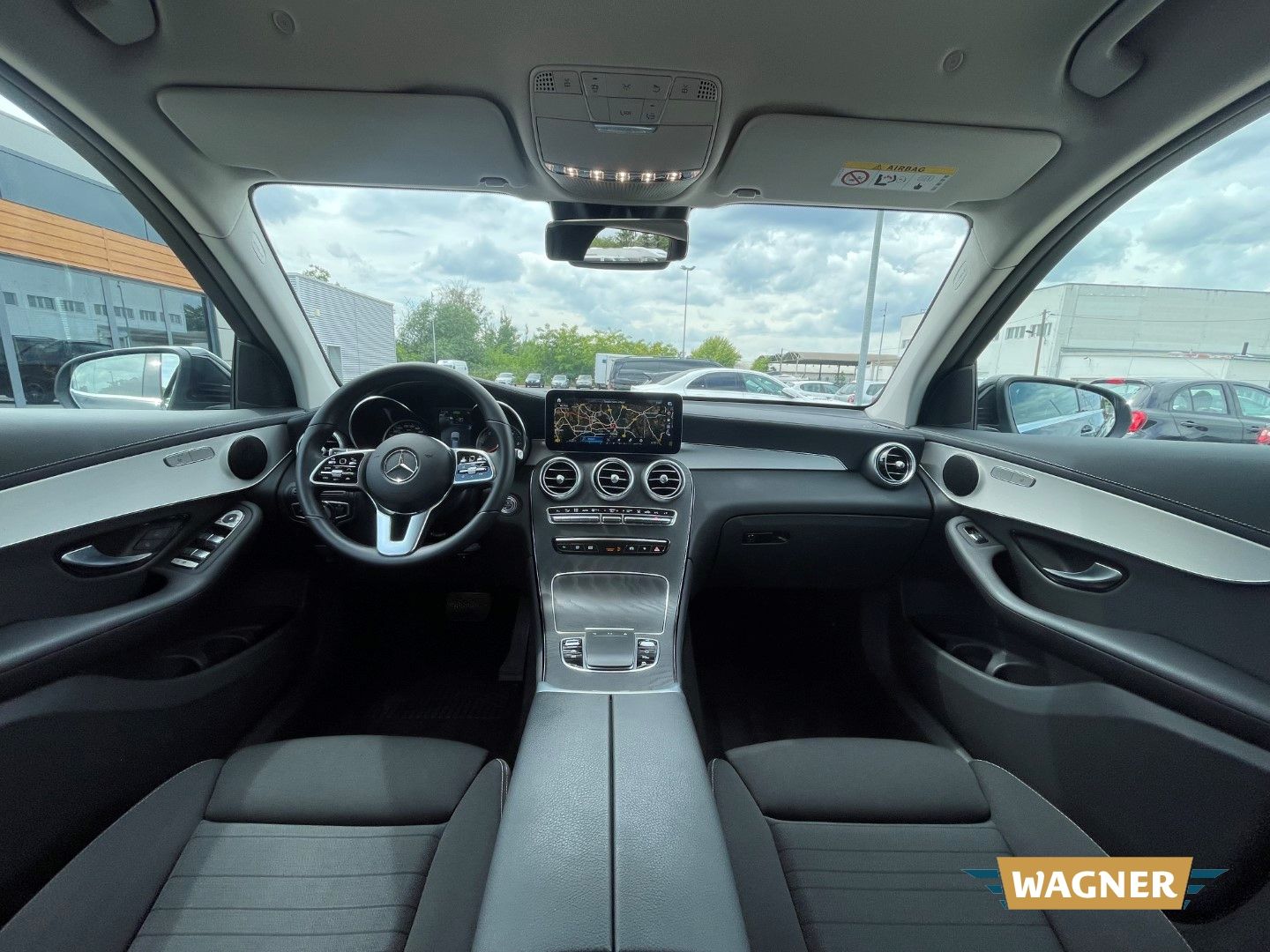 Fahrzeugabbildung Mercedes-Benz GLC 300 de 4Matic EU6d Totwinkelassistent
