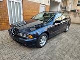 BMW 520i A touring / orig.74.200 Km / Tüv Neu - gebrauchte BMW 5er Reihe aus dem Jahr 2003