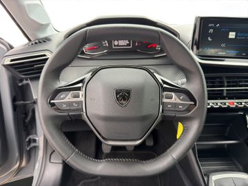 Peugeot 208 Active PT 100 Carplay+DAB+Bluetooth+Klima
