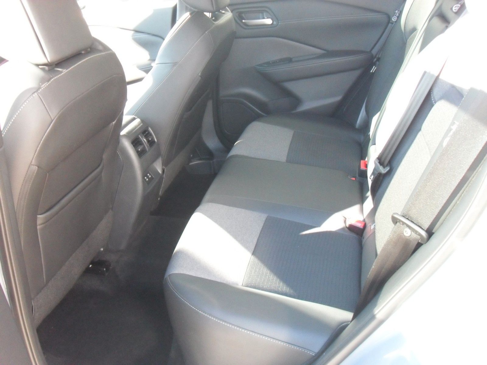 Fahrzeugabbildung Nissan Qashqai 1,3 N-Connecta | WP | ACC | HeadUp