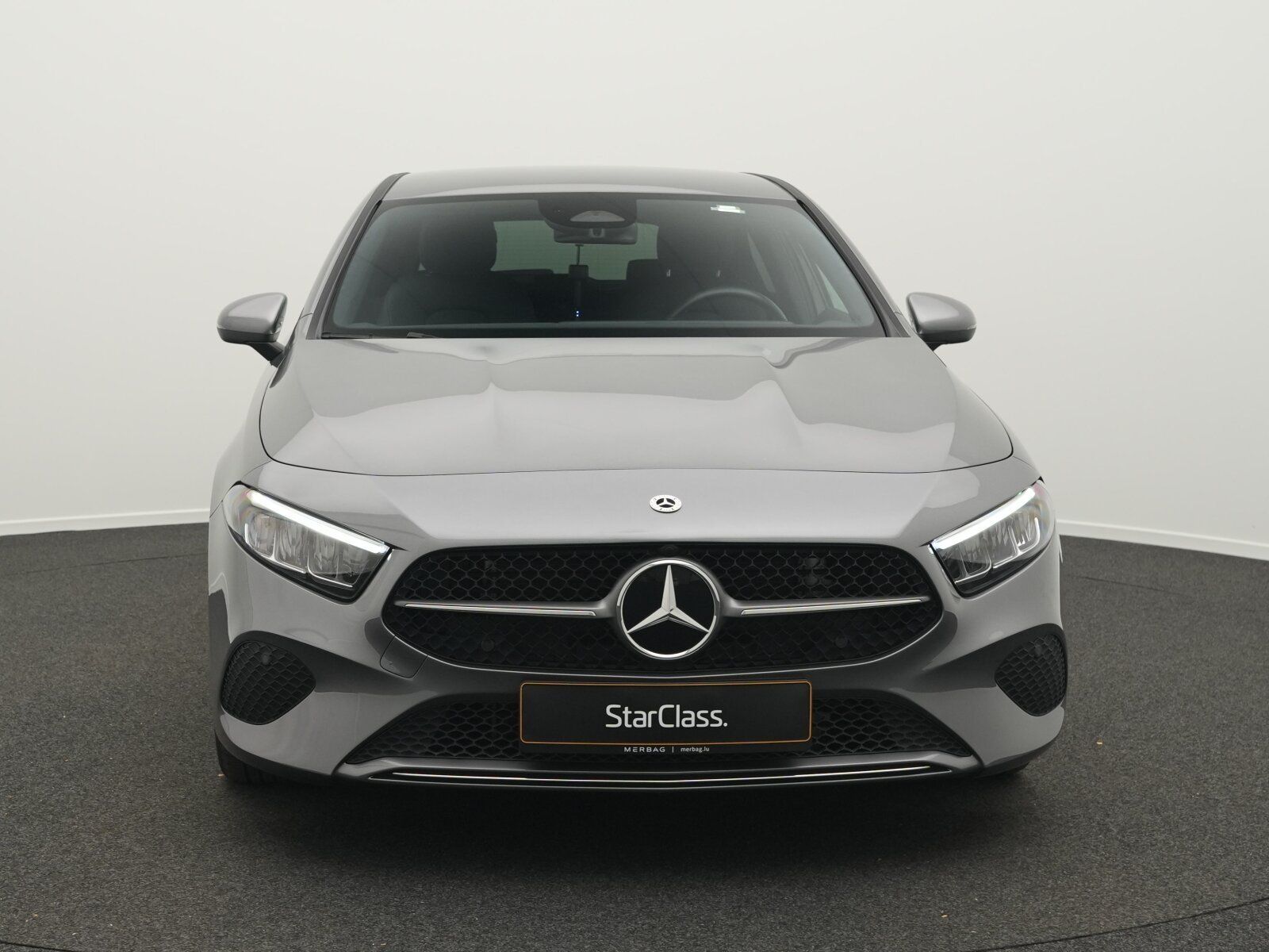Mercedes-Benz A 180 d Progressive LED+Kamera+MBUX+SHZ imagem 2