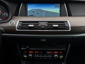 BMW 550 Gran Turismo - 12