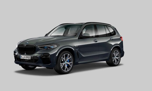 BMW X5 xDr45e M Sport PANO*Sitzkl*Massage*Softcl*AHK