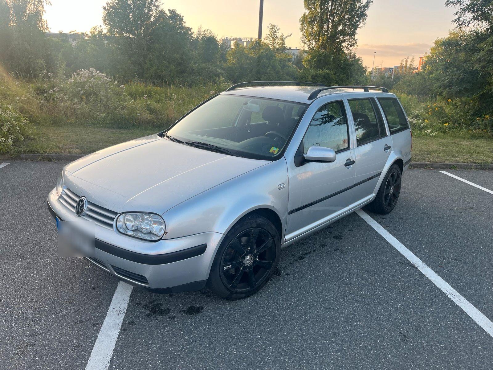 Volkswagen Golf, 2004