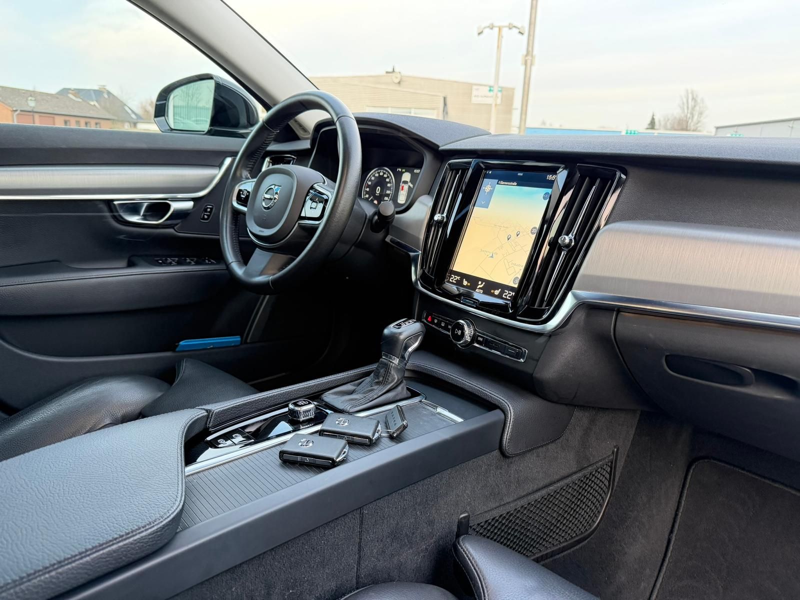 Volvo S90 2.0 D4 Momentum HeadUP 360° Schiebedach foto 15