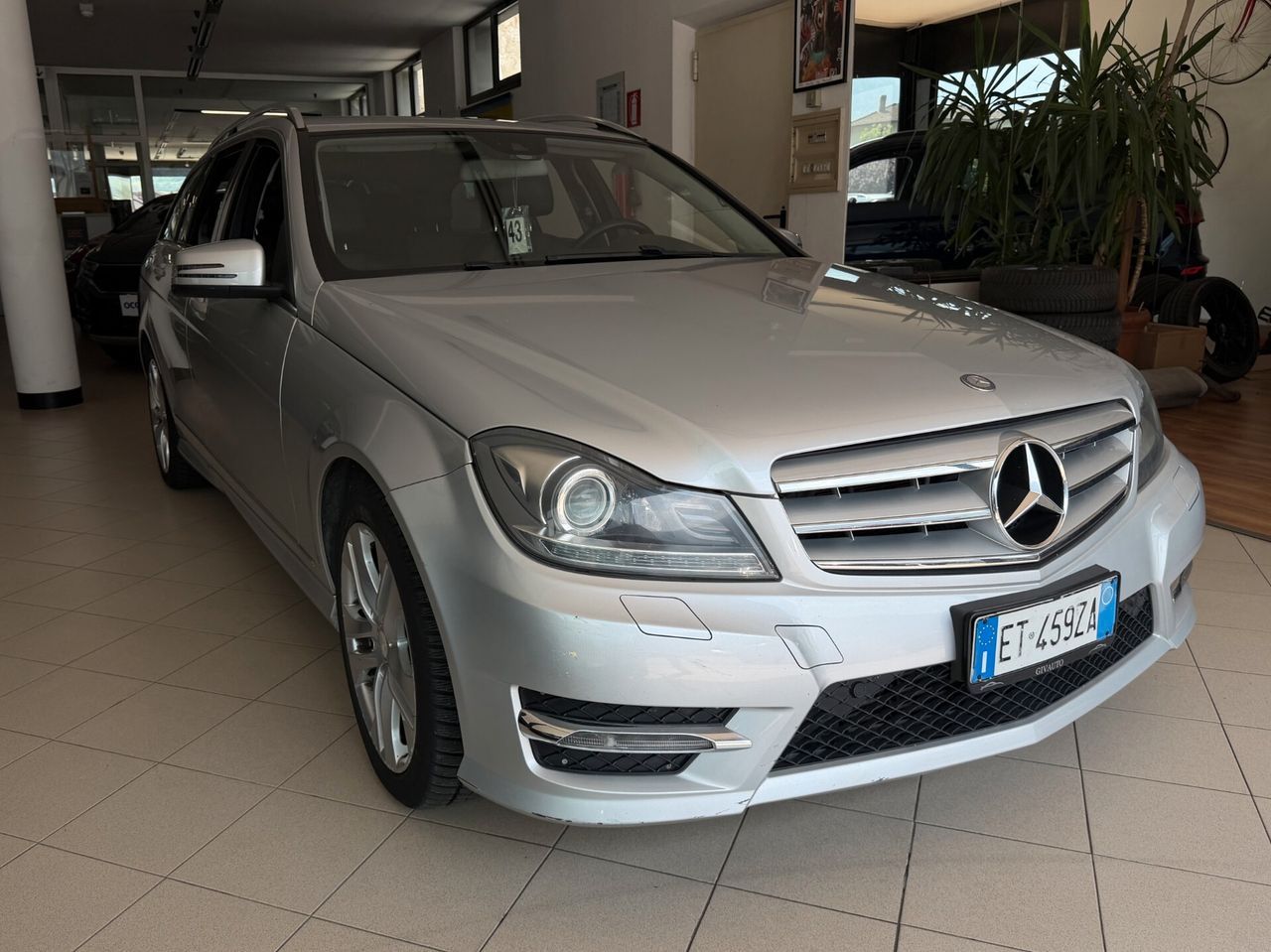 Mercedes-Benz C 220 NB. descrizione