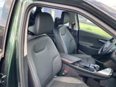 KIA EV6 58.3 RWD WP AIR COM ASS SND KIA EV6 58.3 RWD WP AIR COM ASS SND