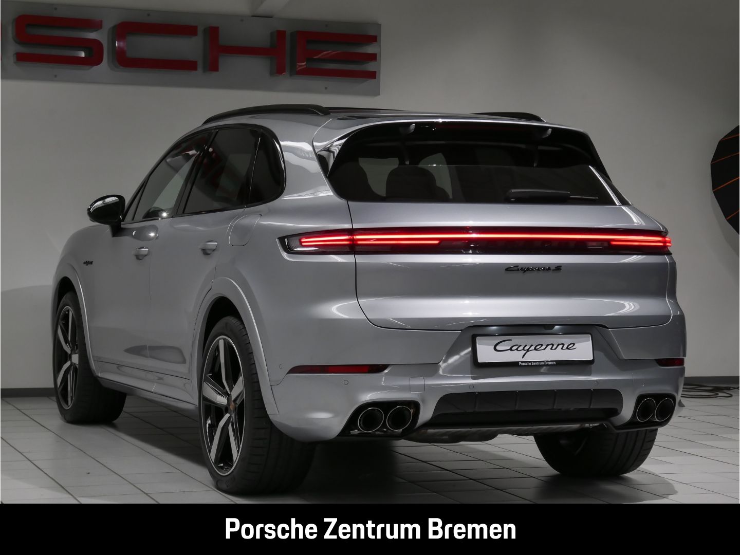 Porsche Cayenne S E-Hybrid Black Edition imagem 3