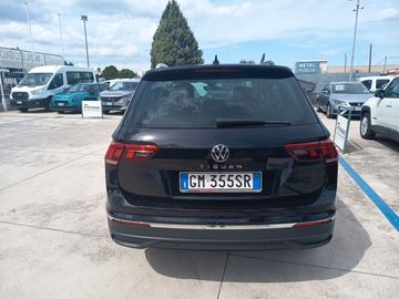 Volkswagen Tiguan - 5
