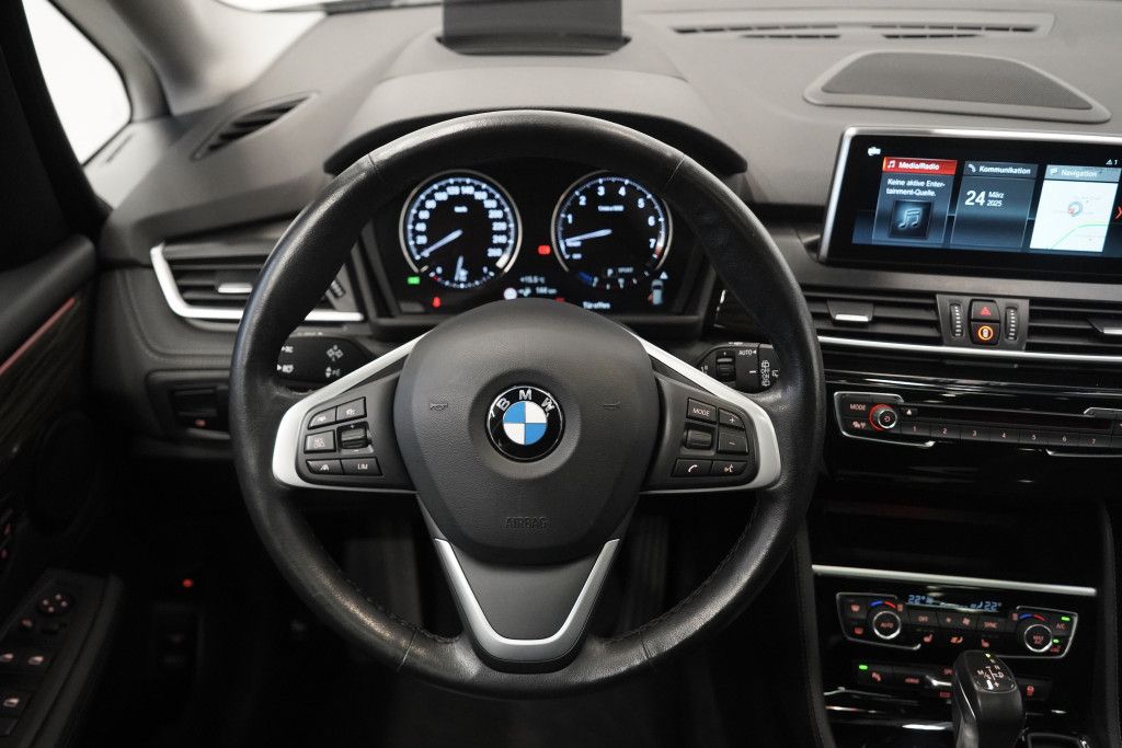 Bmw 225