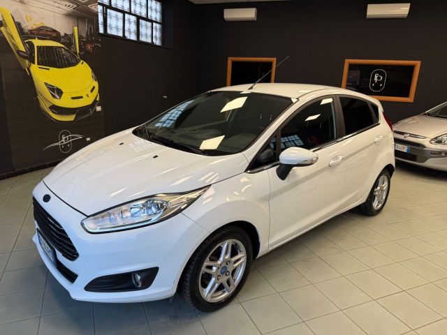 Ford Fiesta 1.5 TDCi 75CV 5 porte Titanium