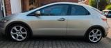 Honda Civic 1.8 Executive - Honda Civic aus 2006 mit Benzin-Antrieb