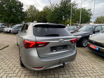 Toyota Avensis - 4