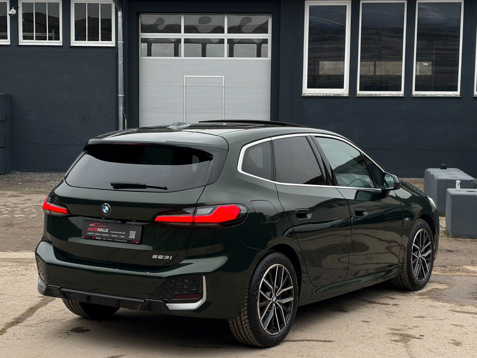 Fahrzeugabbildung BMW 223i Active Tourer M Sport Pano Massage H&K AHK