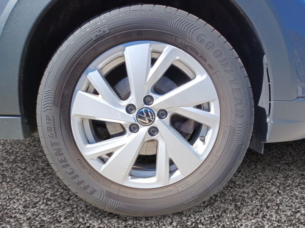 Fahrzeugabbildung Volkswagen Taigo 1.0 TSI OPF DSG Life LED, DAB+, DCP
