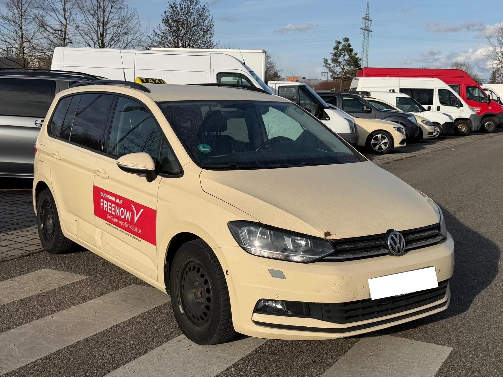 Volkswagen Touran 2.0 TDI DSG Comfortline 7-Sitze Navi PDC