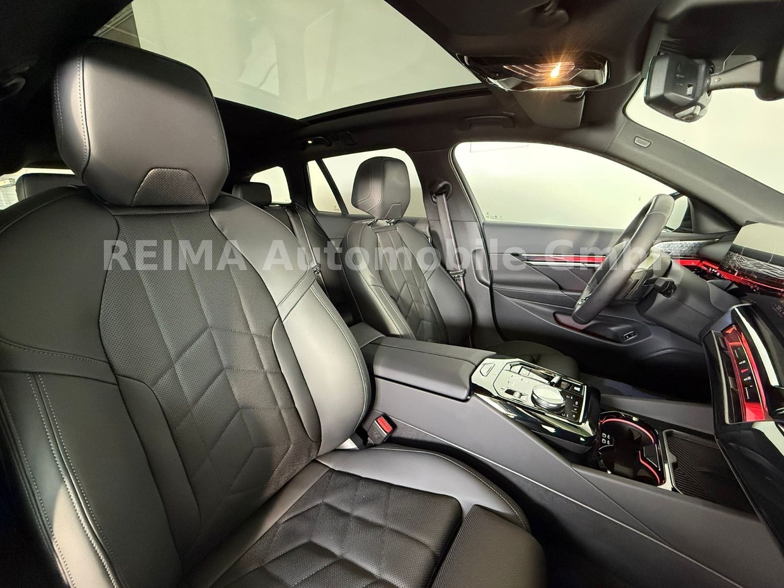 Fahrzeugabbildung BMW 530 e Touring xDrive M Sportpaket Pro,Pano, 21"