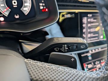 Audi Q7 50 TDI quattro S line